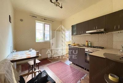 Apartament cu 2 camere nedecomandat, mobilat în Sinaia - 7