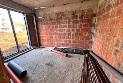 Casă individuală cu 8 camere cu Canalizare în Sud - 4