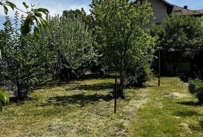 Casă cu 4 camere decomandat în Priseaca - 3