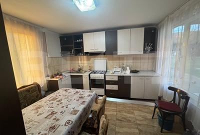 Casa de vanzare, cu 6 camere, 200 mp, zona Hotar - 6