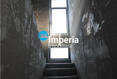 Casă cu 4 camere în Breazu - 8