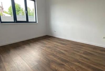 Casă cu 4 camere în Exterior Vest - 11