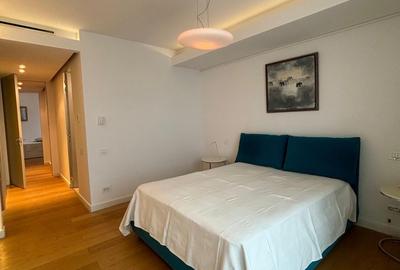 Apartament cu 3 camere semidecomandat, mobilat în Ultracentral