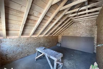 Casă cu 5 camere cu Teren 300 Mp în Lumina - 11