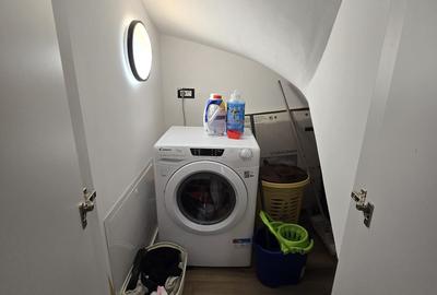 Duplex despartit prin camera tehnica - 4 camere Toate Utilitatile - 11