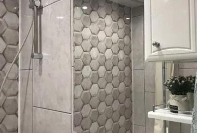 Garsonieră decomandată în Unirii