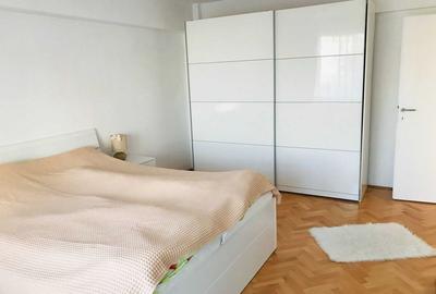 Apartament cu 3 camere decomandat în Titan - 7
