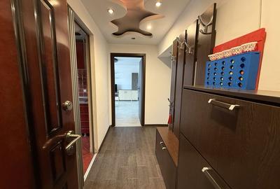 Apartament cu 3 camere decomandat în Confecții - 2