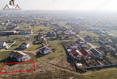 Teren de 776 mp, în Dumbrăvița