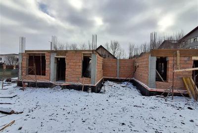 Duplex cu 4 camere cu Teren 310 Mp în Aeroport - 2