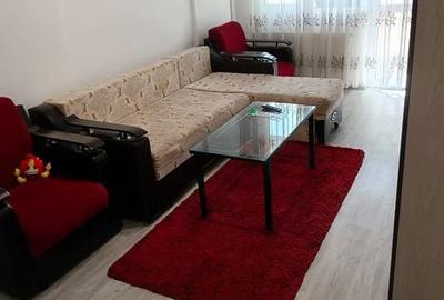 Apartament cu 2 camere decomandat în Apărătorii Patriei - 3