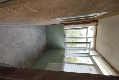 Apartament cu 3 camere decomandat în Rahova - 1