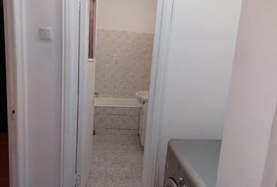 Stadion, str. Primaverii - apartament cu 2 camere si centrala proprie - 3