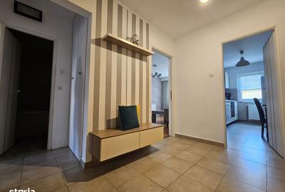 Apartament cu 4 camere decomandat în Central - 2