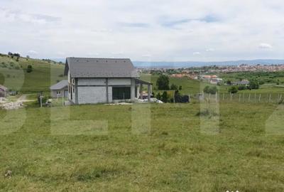 Teren de 534 mp, în Central