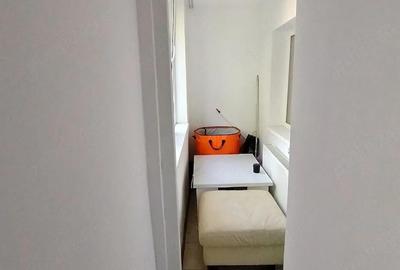 Garsonieră decomandată în Central