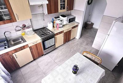 Apartament cu 2 camere decomandat în Micro 16 - 1