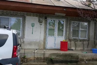 Casă cu Teren 2100 Mp în Grivița - 3
