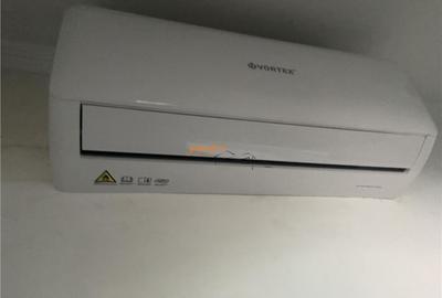 Spatiu comercial , zona Sala Polivalenta ,72 mp , parter ,st - 5