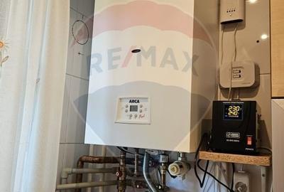 Casa / Vila cu 6 camere de vanzare - CORNU - 30