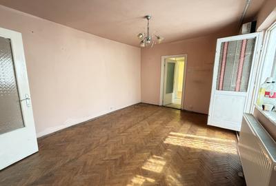 Apartament cu 2 camere semidecomandat în Cetății - 1