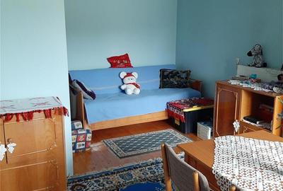 Casă cu Teren 1300 Mp în Turda - 2