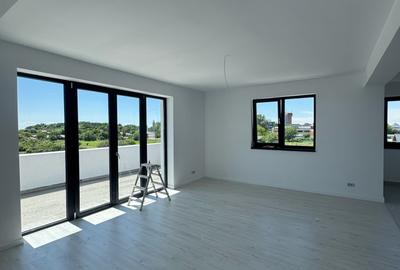 VANZARE APARTAMENT 3 CAMERE-2 BAI-148 MP -COMISION 0%-TERASA-TVA INCLUS