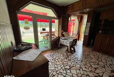 Spațiu comercial, de 1,500 mp, în Central - 13