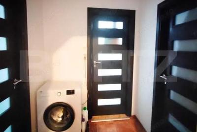 Apartament cu 3 camere semidecomandat în Central - 1