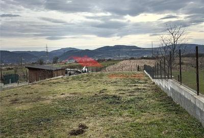 Casă cu 4 camere în Cristeștii Ciceului - 6