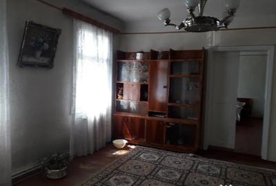 Teren de 1224 mp, în Central - 6