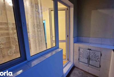 Apartament cu 3 camere semidecomandat, mobilat în Astra - 4
