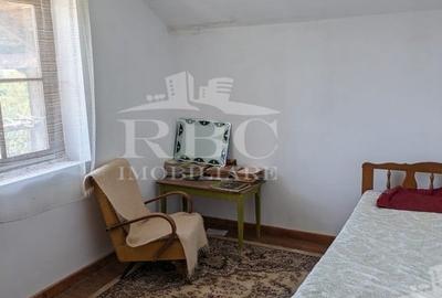 Teren intravilan de 4873 mp, în Moldovenești - 3