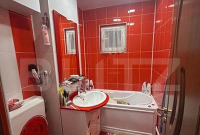 Apatament 3 camere renovat, zona 13 Decembrie - 3