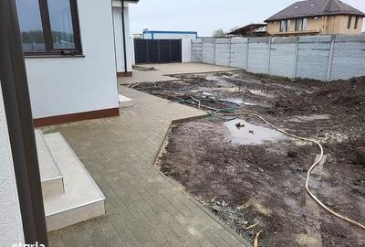 Casă cu 3 camere cu Teren 450 Mp în Central - 12