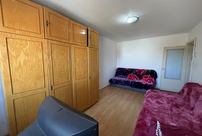 Apartament cu 3 camere decomandat, mobilat în Lipovei - 3