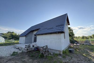 Casă cu 4 camere în Glâmbocata - 3