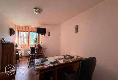 Birou, de 78 mp, în Complex Studențesc - 4