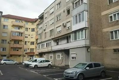 Apartament cu 2 camere decomandat în Central - 8