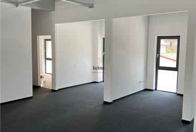 Birou, de 470 mp, în Central - 2