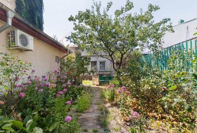 Casa cu poten?ial + spa?iu comercial/ locuin?a sau inve