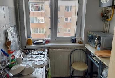 Garsonieră decomandată în Central - 2