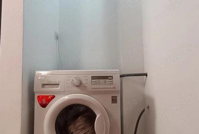 Proprietar vand apartament cu 2 camere etaj 4 - 12