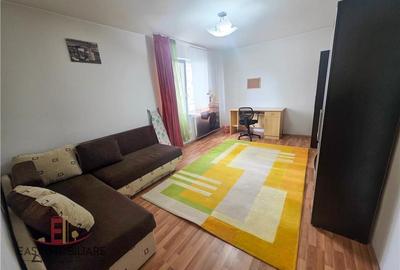 Apartament cu 2 camere decomandat în Cornișa - 3