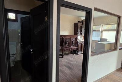 Spațiu comercial, de 550 mp, în Central - 4