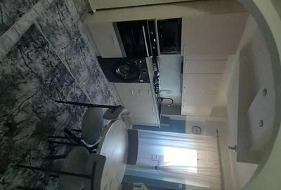 Apartament cu 3 camere decomandat în Central - 4