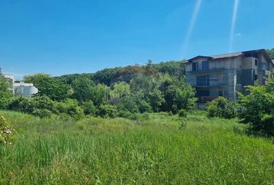 Teren de 872 mp, în Snagov