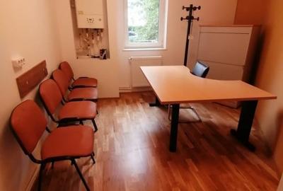 Cazino - Hotel Palace, spatiu ideal birouri, 90 mp., 5 camere. - 9
