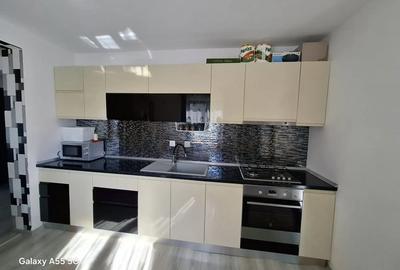 Casă cu 3 camere în Letea Veche - 1