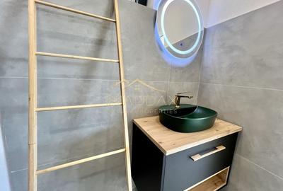 Vilă **6 camere  **451mp // Zona Iancu Nicolae - 13